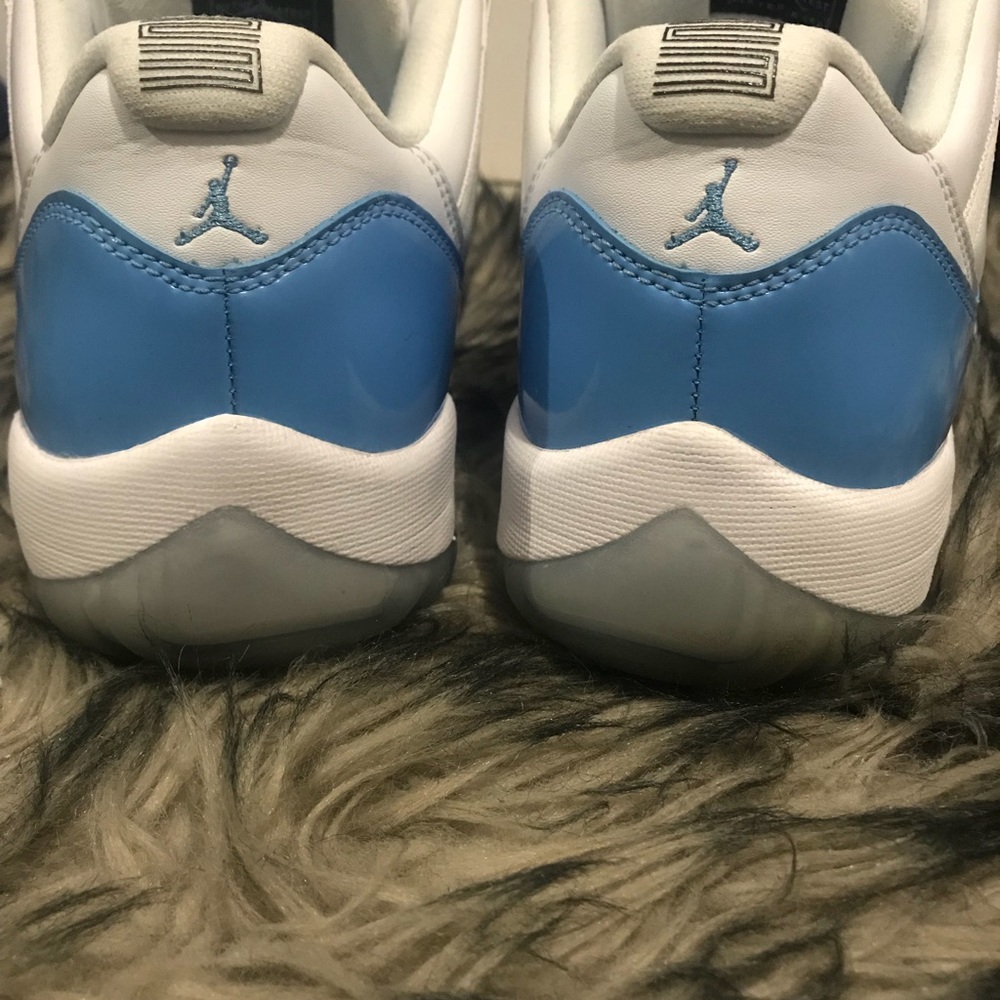 Air Jordan 11s low UNC - Picture 4 of 7